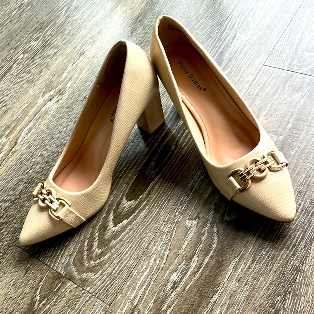 Pierre Dumas Beige Pointed Toe Block Heel Pumps with Gold Chain